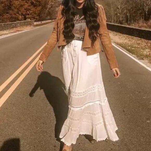 Boho White Tassel Tie Clouded Dream Cotton Maxi Skirt With Lace Embroidery - Picture 11 of 12